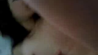 Dumpy crvenokosa azijska webcam motika pokazuje joj svoju vruću mačku porno filmovi gratis